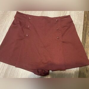 H&M maroon Skort.